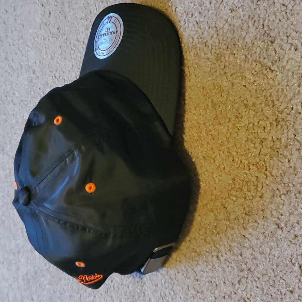 Mitchell & Ness Flight Pattern Nylon Strapback Hat - Picture 3 of 9